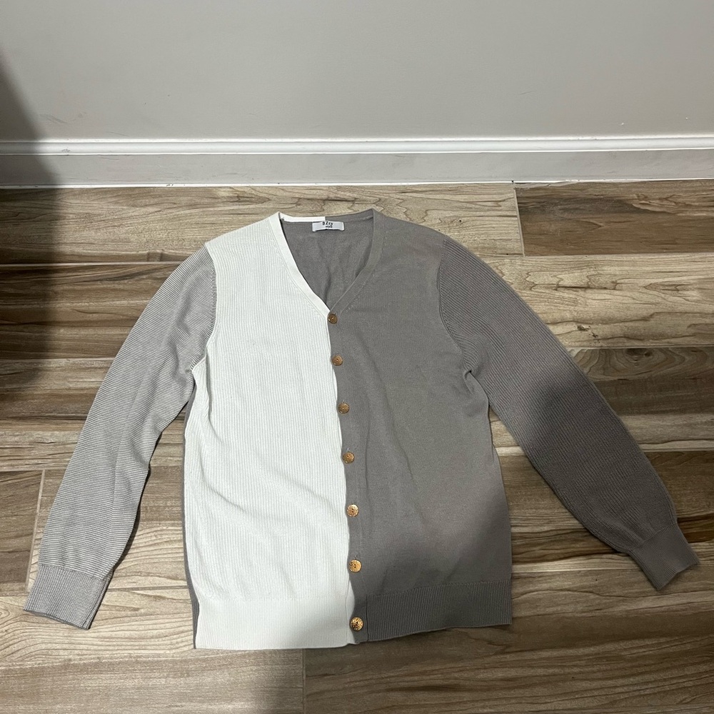 Two-Tone Button Front women’s Cardigan - white & grey